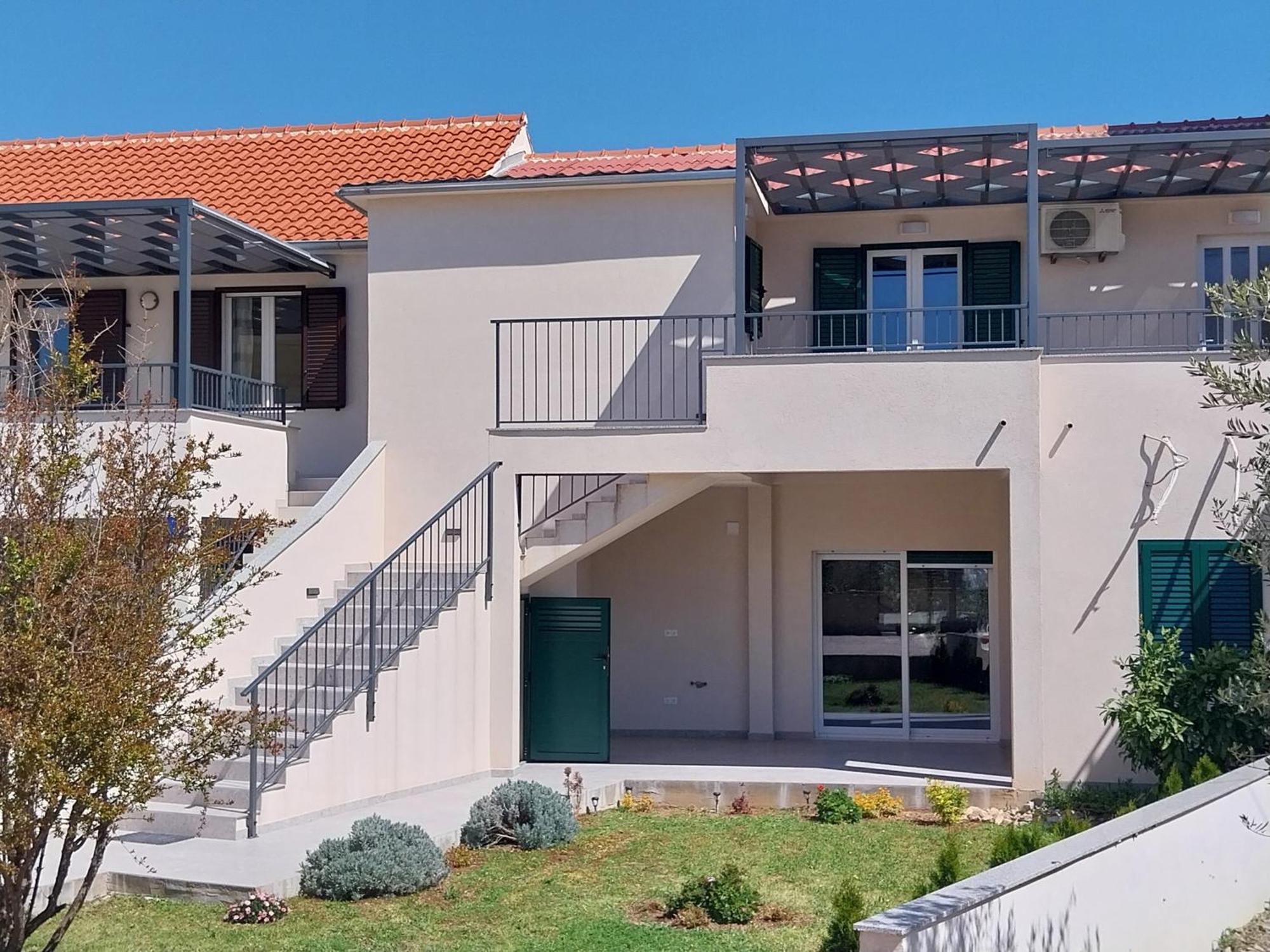 Beach Apartment Ana With Sea View, Balcony, Garden & Bbq, Murter - Dalmatia Dış mekan fotoğraf