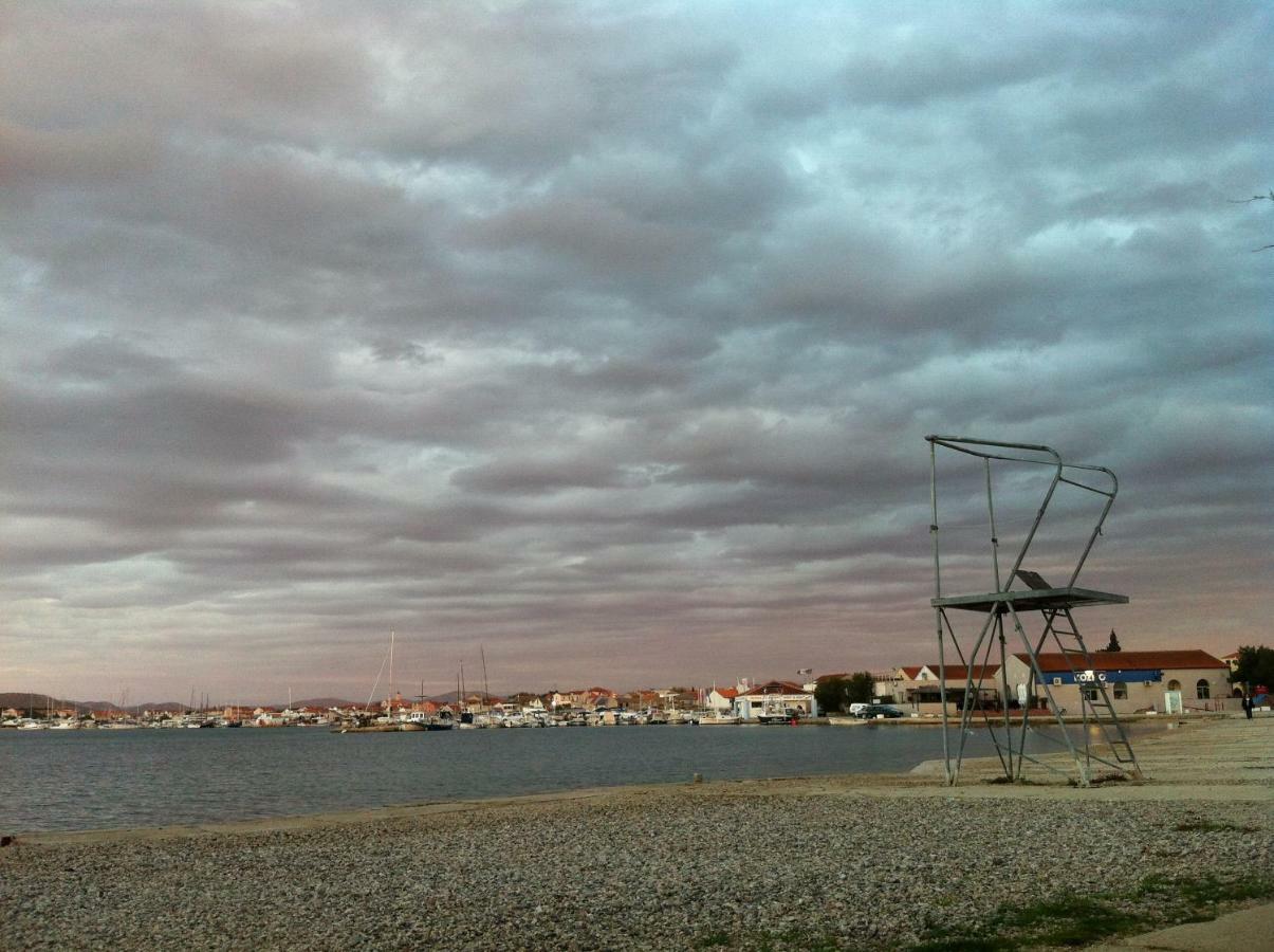 Beach Apartment Ana With Sea View, Balcony, Garden & Bbq, Murter - Dalmatia Dış mekan fotoğraf